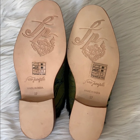 Free People Butterfly Effect Faux Fur Mule Size 37 Green Slip On New - Picture 8 of 12
